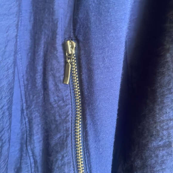 Chico’s Cobalt Blue Offset Asymmetrical Cardigan Sweater W/ Zipper Pockets XS - Picture 3 of 16